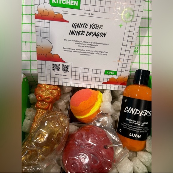 LUSH Kitchen Box February 2024 - Picture 4 of 5